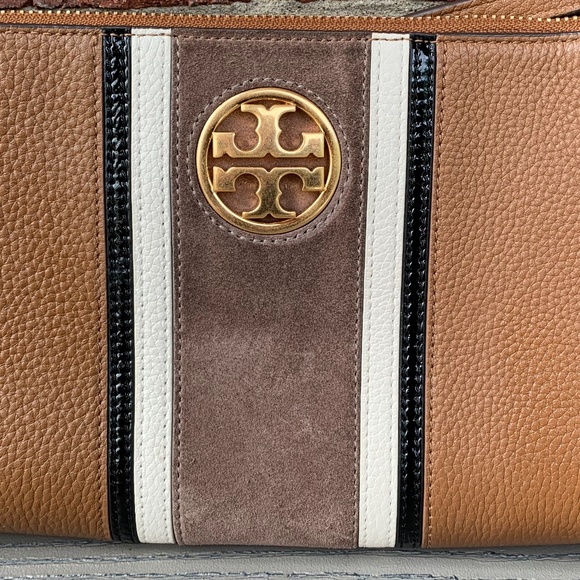 Tory Burch Carson Stripe Leather Crossbody Bag - Picture 12 of 12